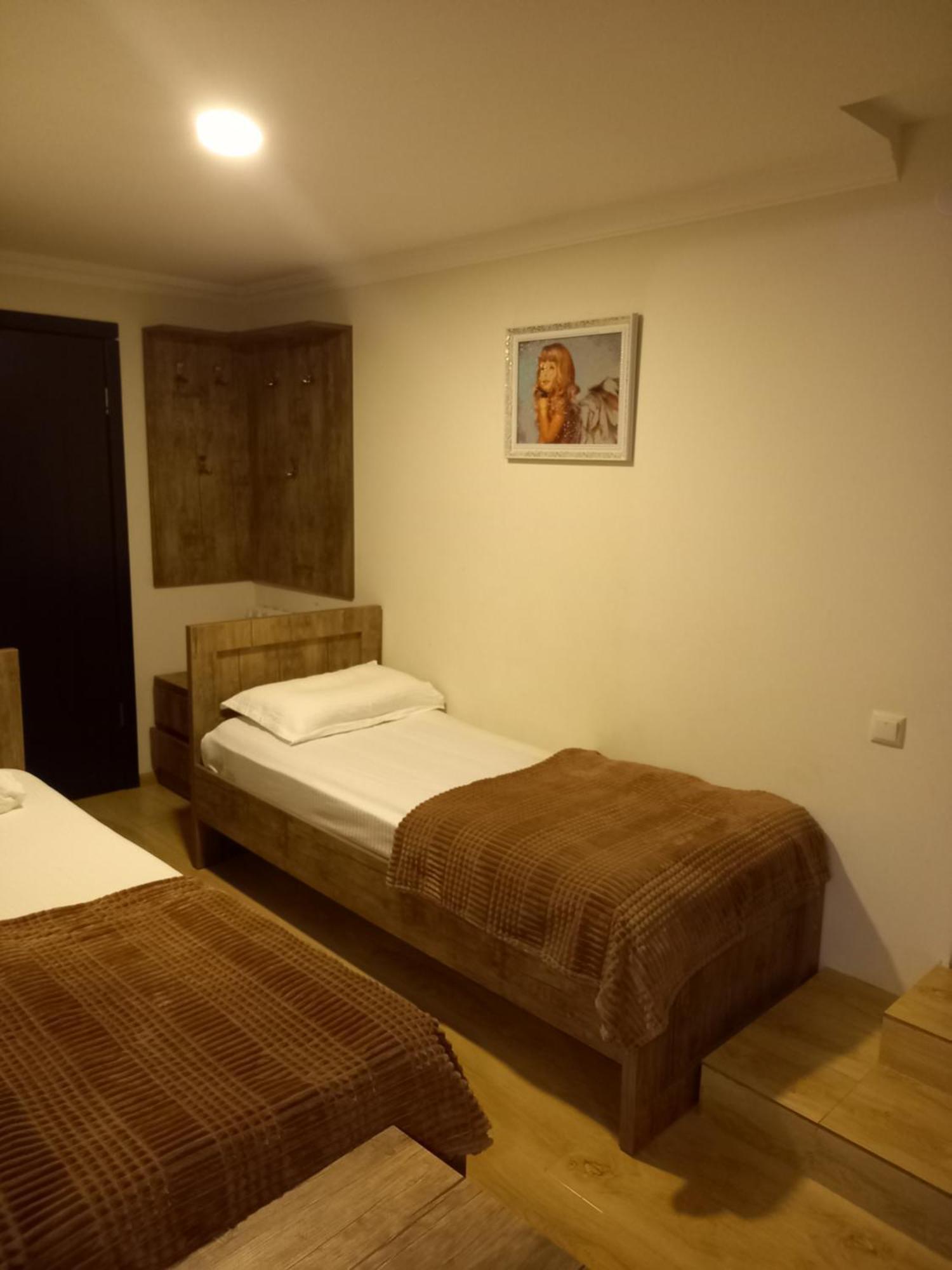 Tskaltubo Guest House On Mirian Mepe Ruang foto